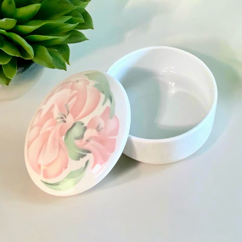 Vintage Signed Sweet Anais Anais LIMOGES Trinket Box Jewelry, Coins & Buttons